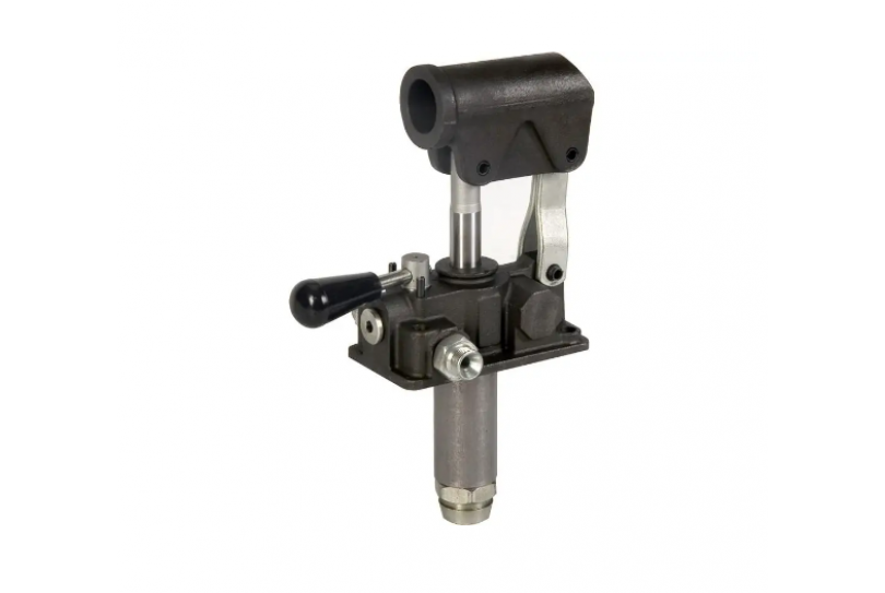 Насос двосторонньої дії з запобіжним клапаном 12 см3 Насос двосторонньої дії з запобіжним клапаном 12 см3